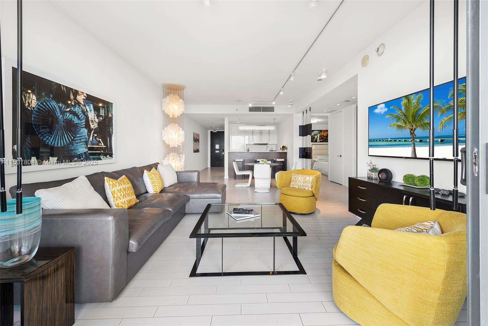 W South Beach at 2201 Collins Ave, Miami Beach, FL 33139 - For Rent photo 8