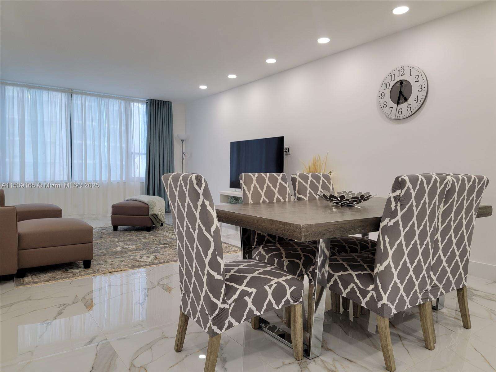 Alexander Towers at 3505 Ocean Dr, Hollywood, FL 33019 - For Rent photo 11