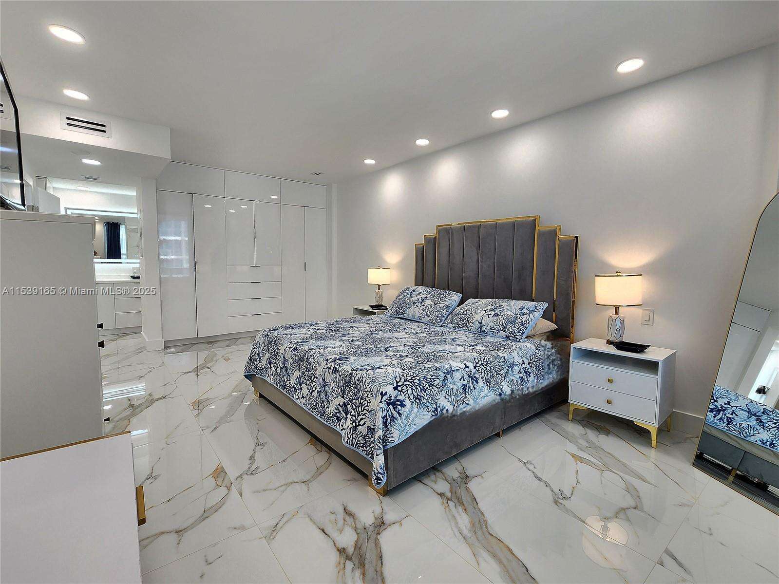 Alexander Towers at 3505 Ocean Dr, Hollywood, FL 33019 - For Rent photo 14