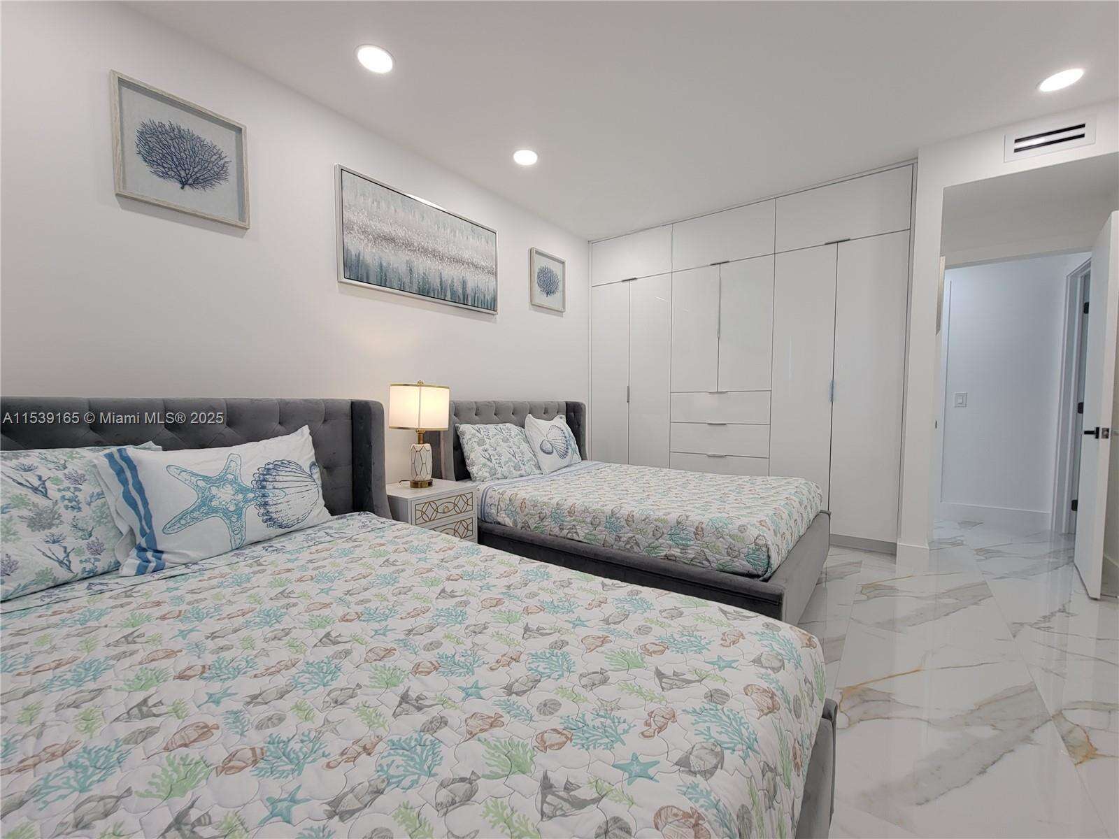 Alexander Towers at 3505 Ocean Dr, Hollywood, FL 33019 - For Rent photo 25