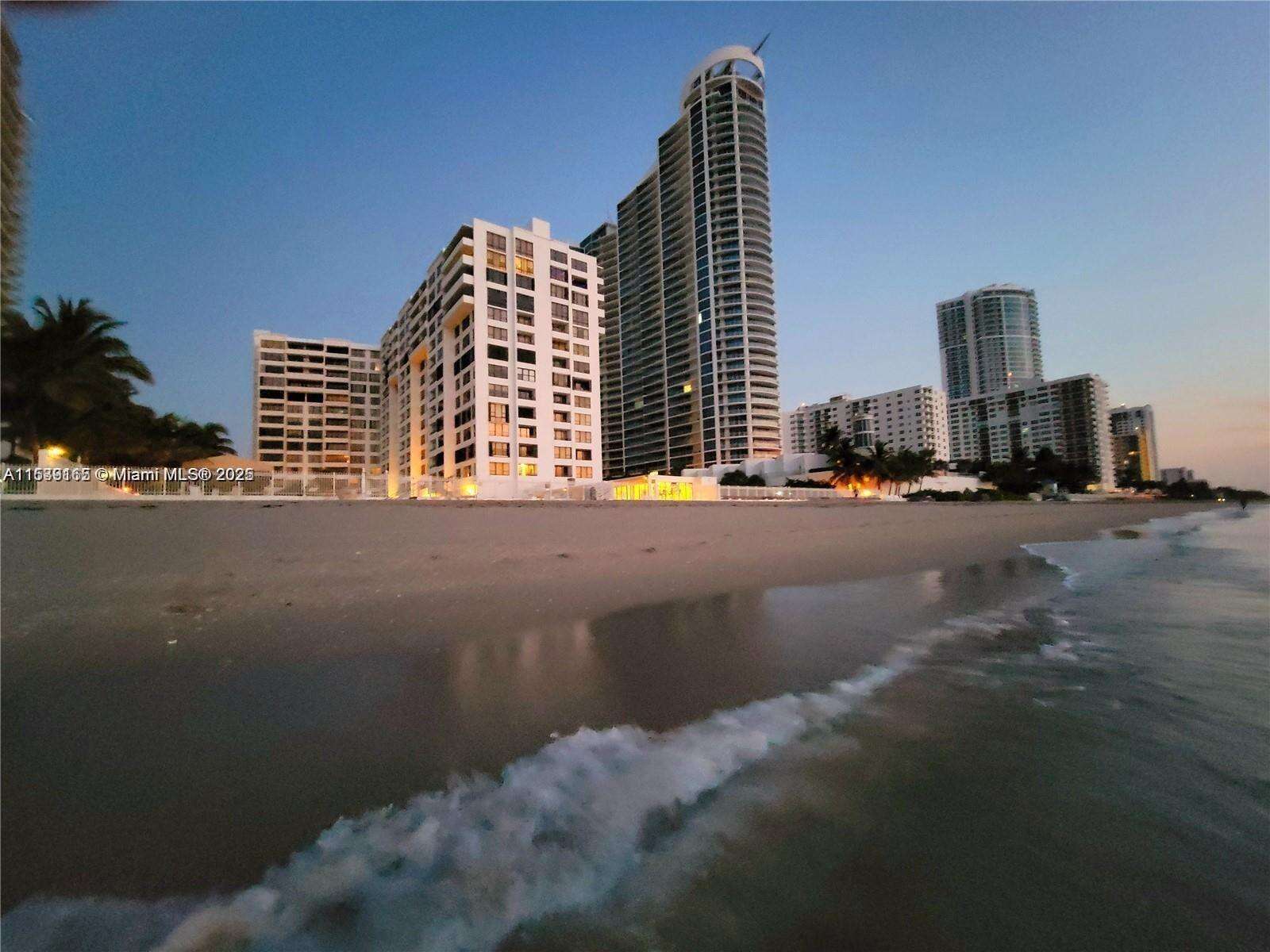 Alexander Towers at 3505 Ocean Dr, Hollywood, FL 33019 - For Rent photo 41