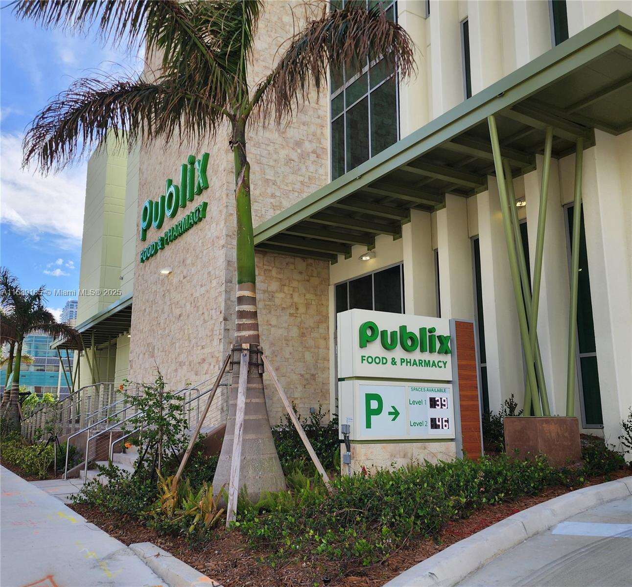 Alexander Towers at 3505 Ocean Dr, Hollywood, FL 33019 - For Rent photo 43
