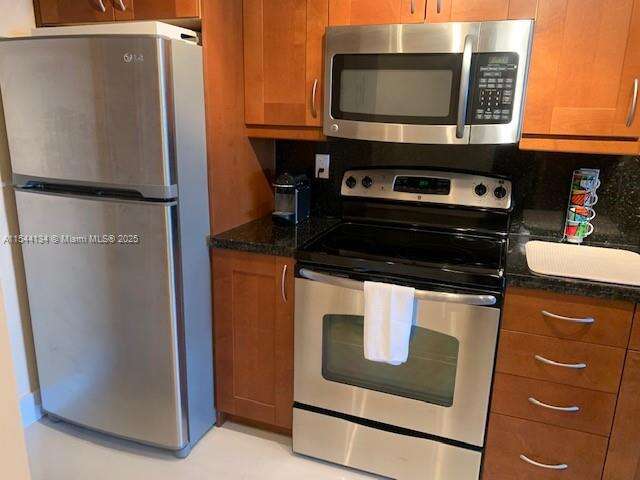 Decoplage at 100 Lincoln Rd, Miami Beach, FL 33139 - For Rent photo 9