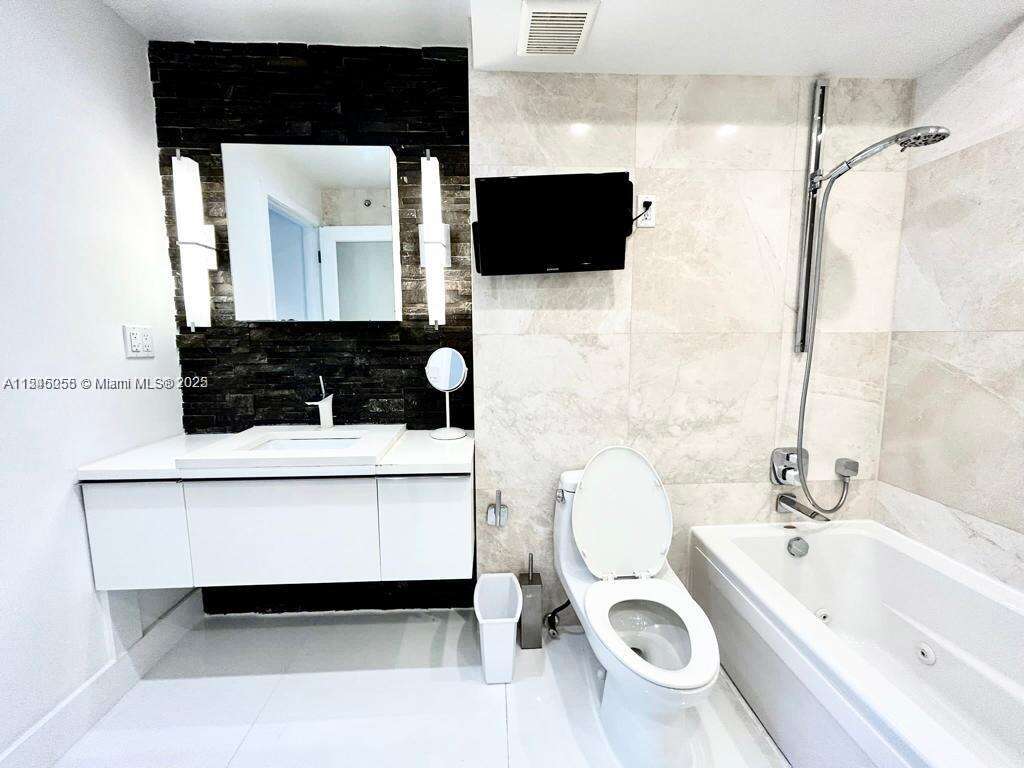 Decoplage at Miami Beach, FL 33139 - For Rent photo 13