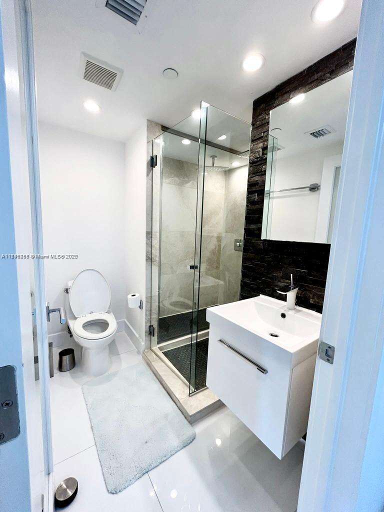 Decoplage at Miami Beach, FL 33139 - For Rent photo 15