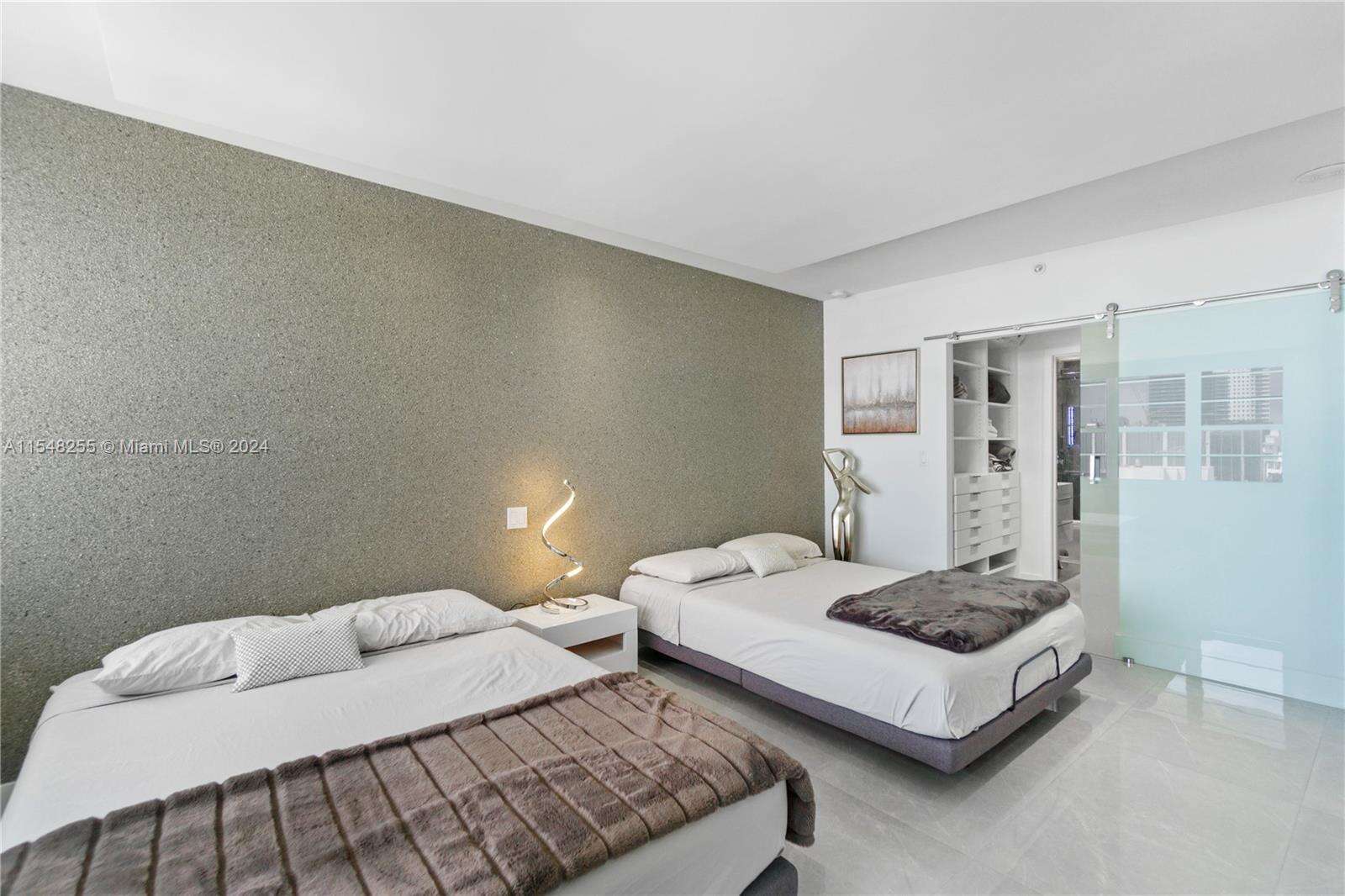Decoplage at 100 Lincoln Rd, Miami Beach, FL 33139 - For Rent photo 13
