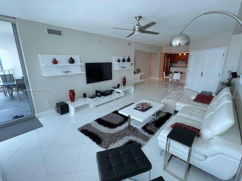 Ocean Palms at 3101 Ocean Dr, Hollywood, FL 33019 - For Rent photo 12