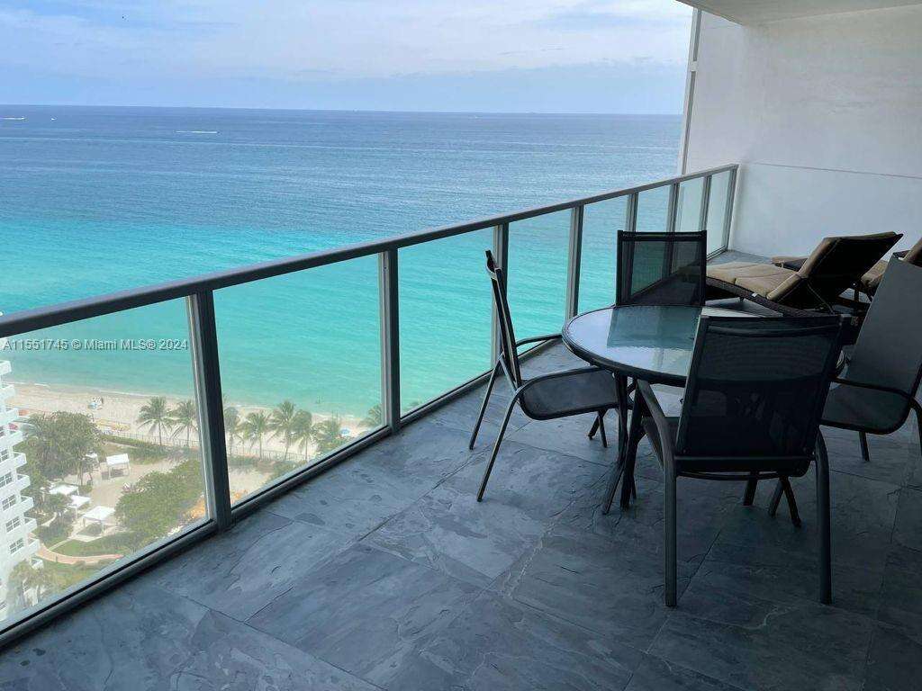 Ocean Palms at 3101 Ocean Dr, Hollywood, FL 33019 - For Rent photo 3
