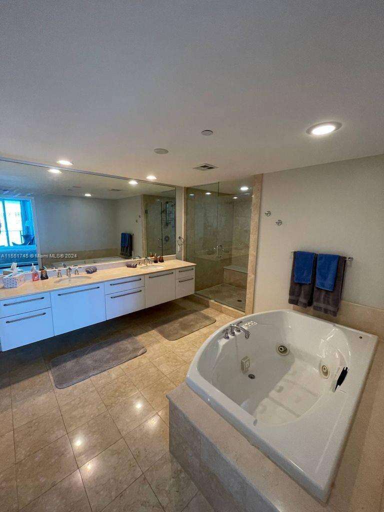 Ocean Palms at 3101 Ocean Dr, Hollywood, FL 33019 - For Rent photo 27