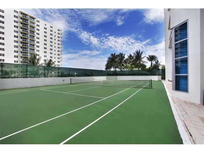 Ocean Palms at 3101 Ocean Dr, Hollywood, FL 33019 - For Rent photo 42