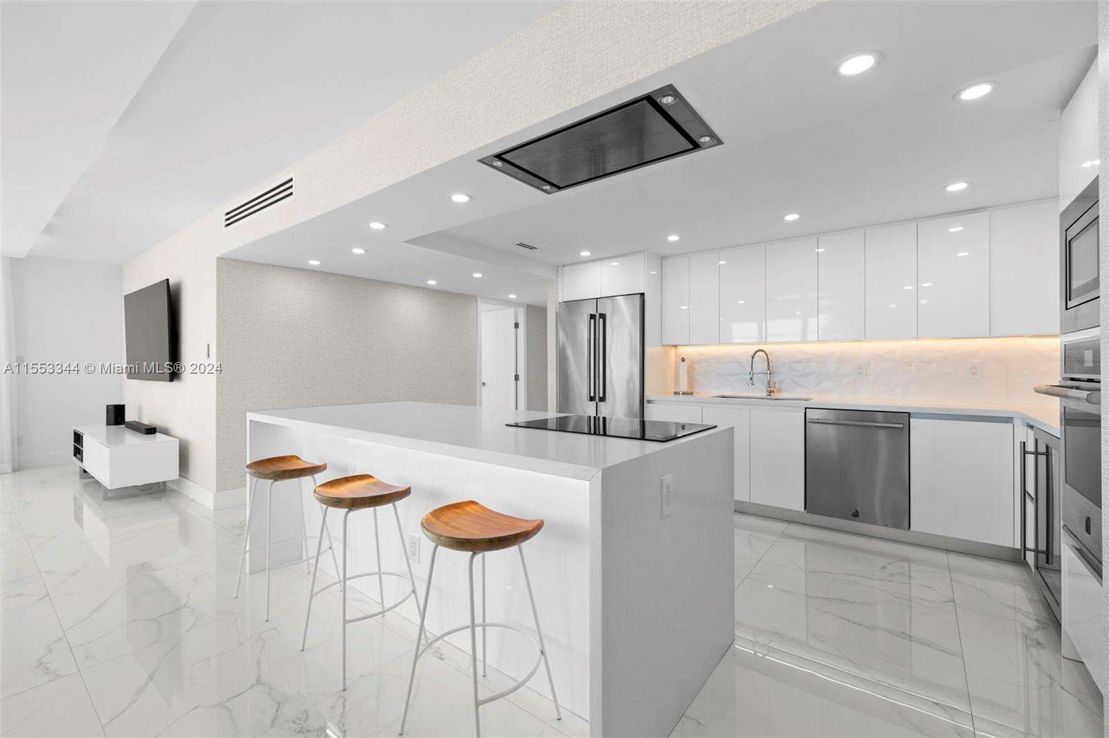 Seacoast 5151 at 5151 Collins Ave, Miami Beach, FL 33140 - For Rent photo 11