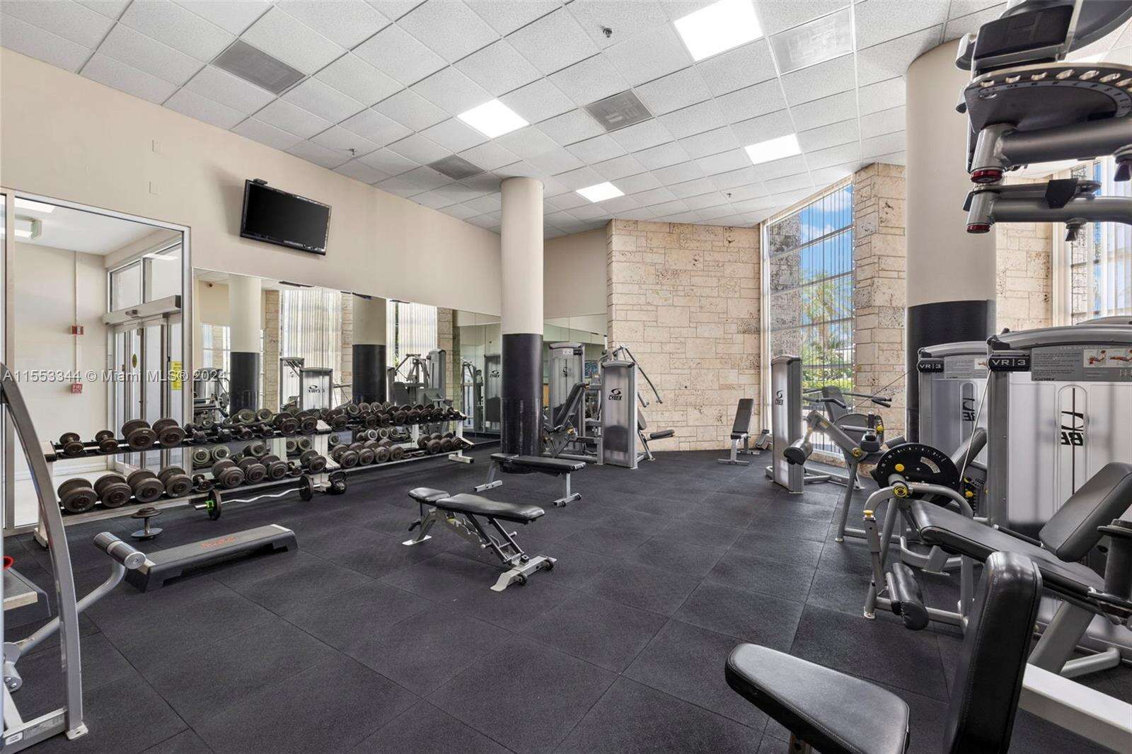 Seacoast 5151 at 5151 Collins Ave, Miami Beach, FL 33140 - For Rent photo 49