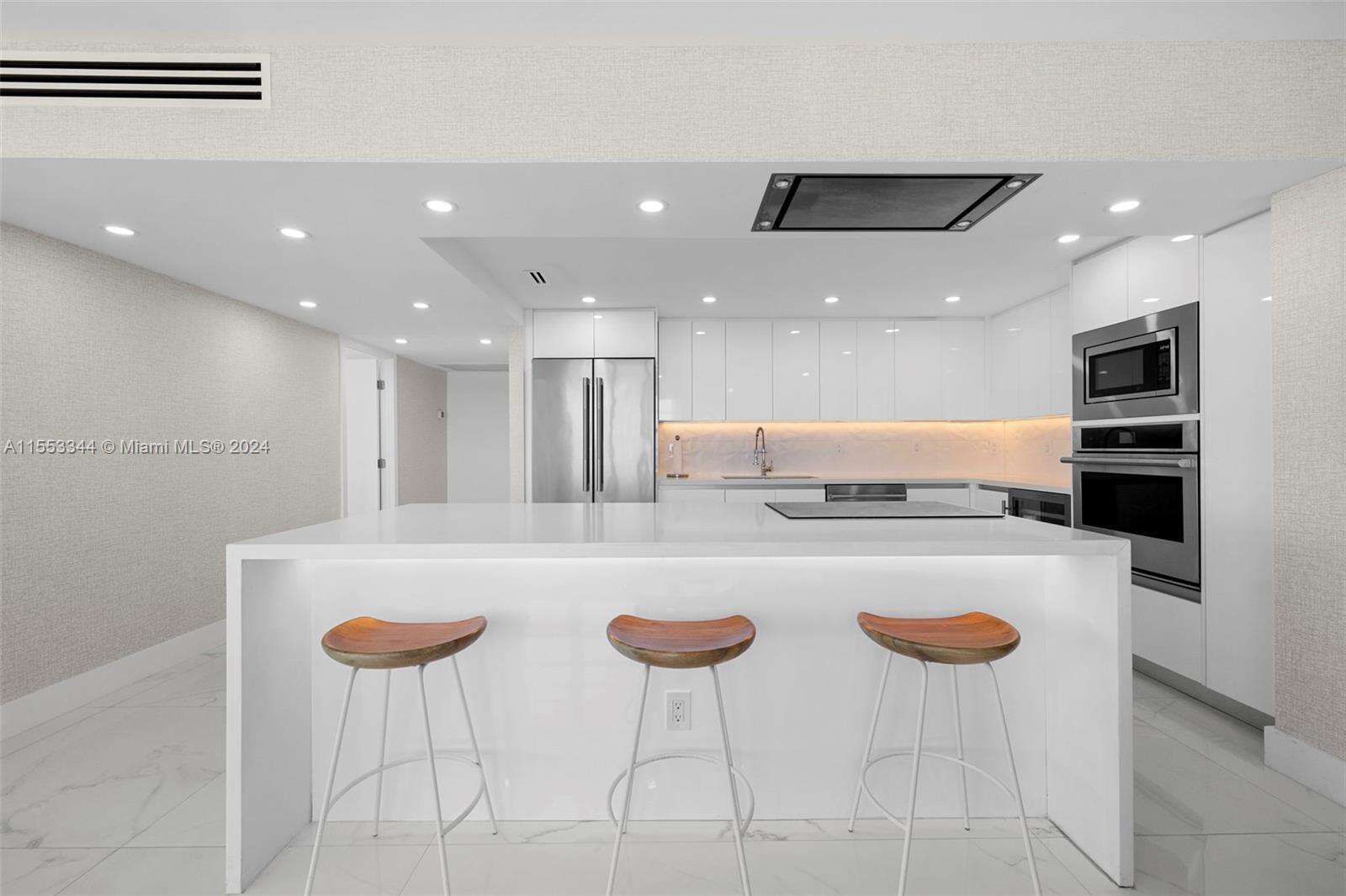 Seacoast 5151 at 5151 Collins Ave, Miami Beach, FL 33140 - For Rent photo 10