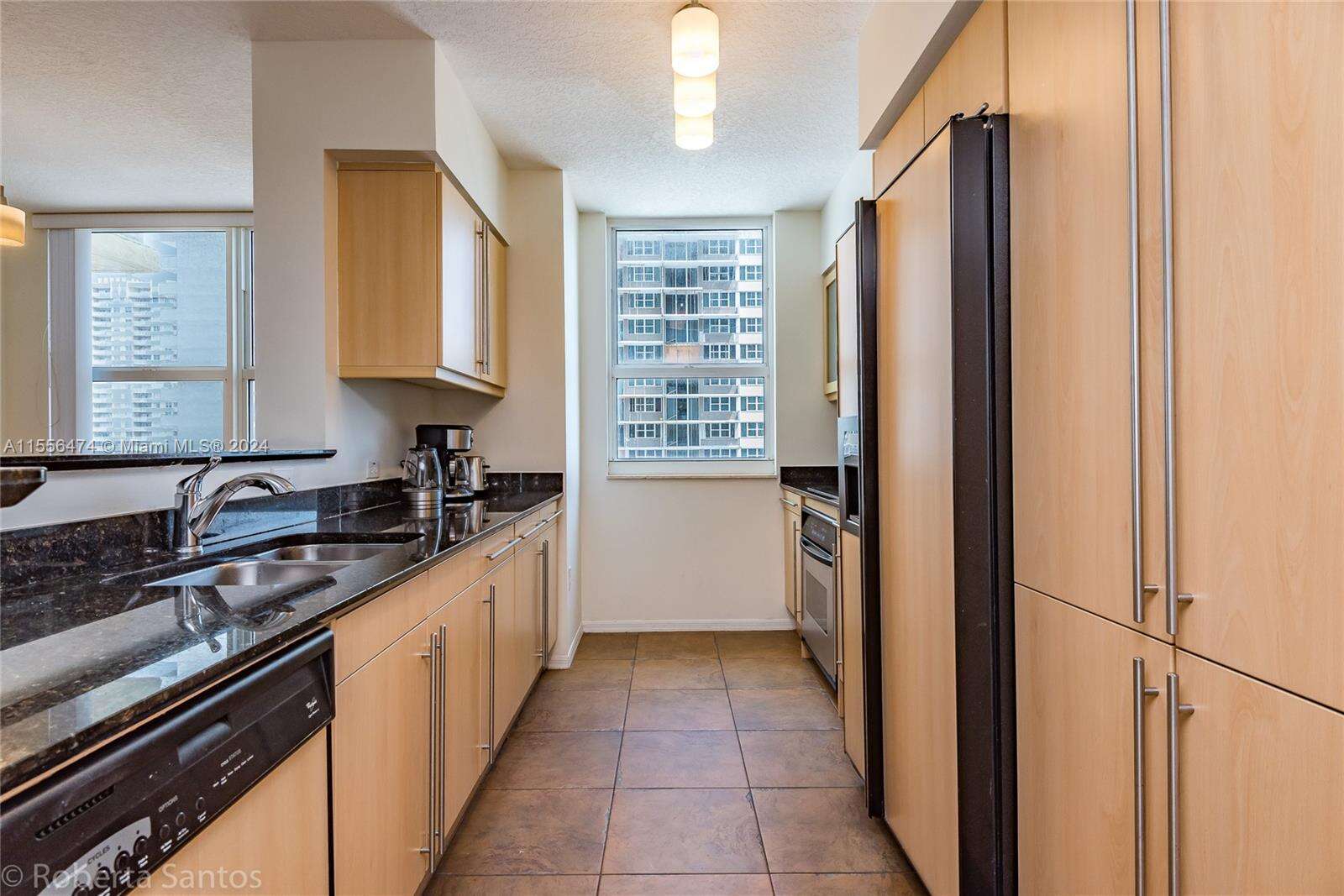 2080 Ocean Dr, Hallandale Beach, FL 33009 - For Rent photo 16