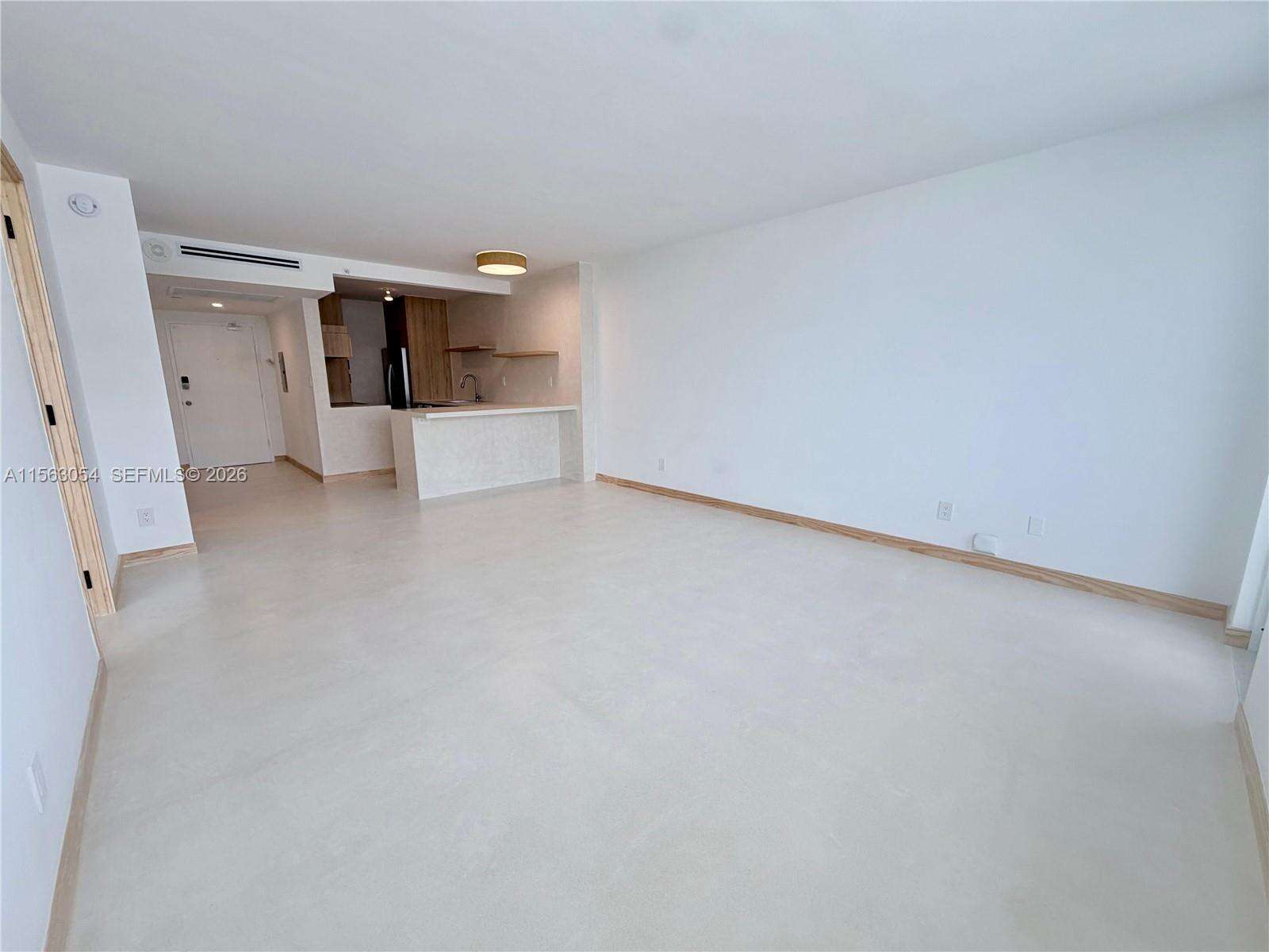 Decoplage at 100 Lincoln Rd, Miami Beach, FL 33139 - For Rent photo 2