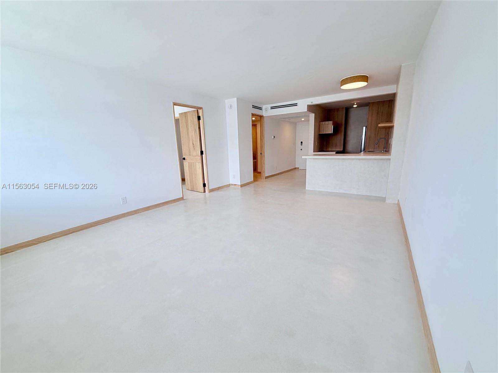 Decoplage at 100 Lincoln Rd, Miami Beach, FL 33139 - For Rent photo 3