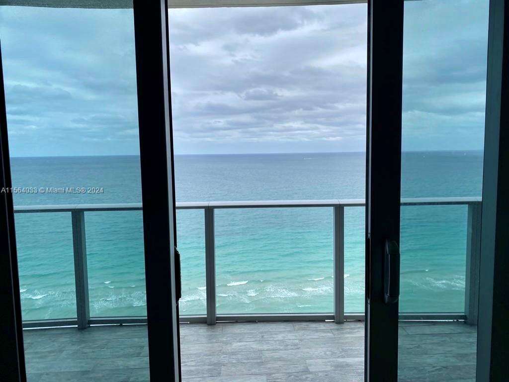 Hyde Resort at 4111 Ocean Dr, Hollywood, FL 33019 - For Rent photo 10