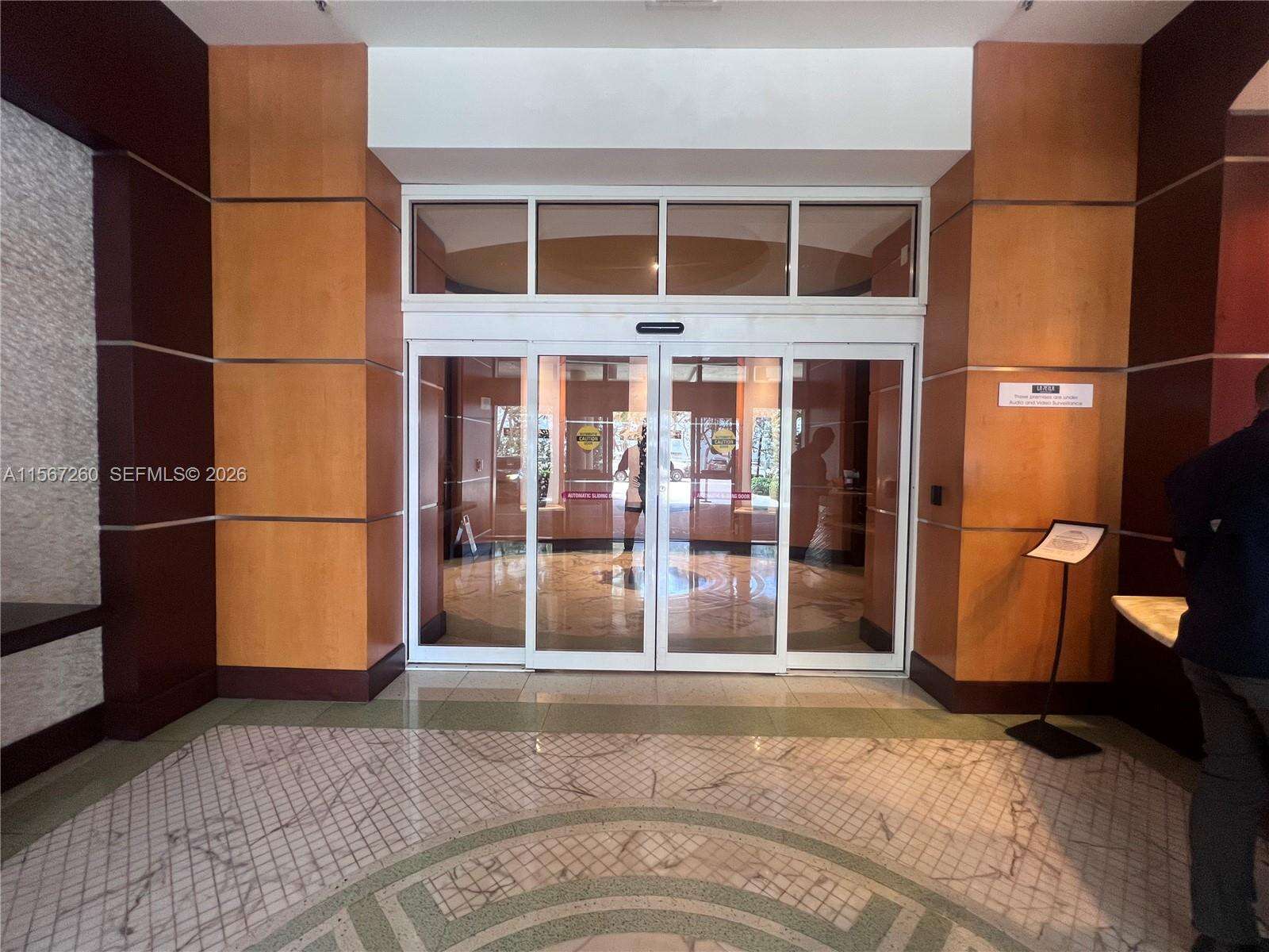 La Perla at 16699 Collins Ave, Sunny Isles Beach, FL 33160 - For Rent photo 3