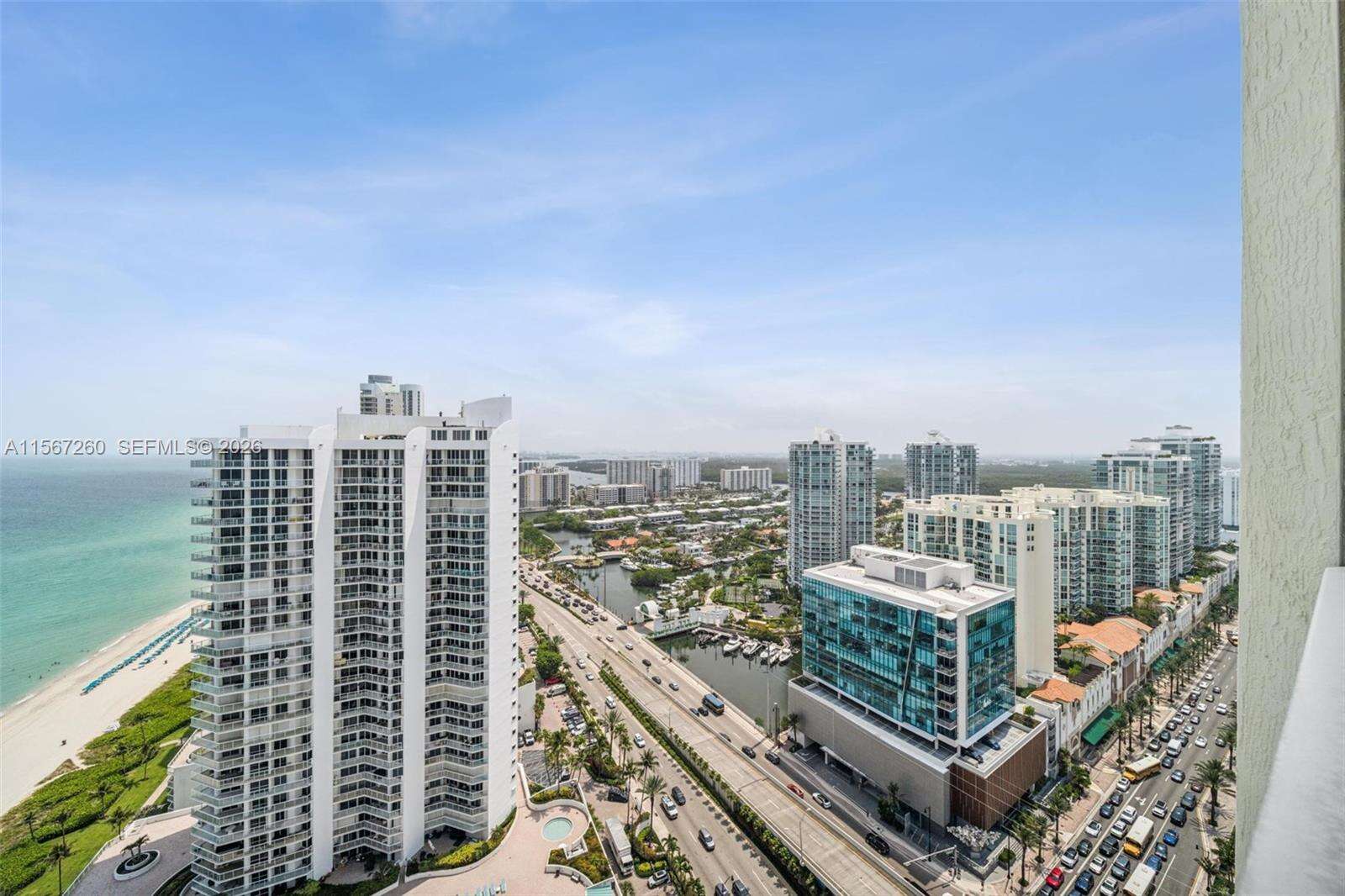La Perla at 16699 Collins Ave, Sunny Isles Beach, FL 33160 - For Rent photo 22