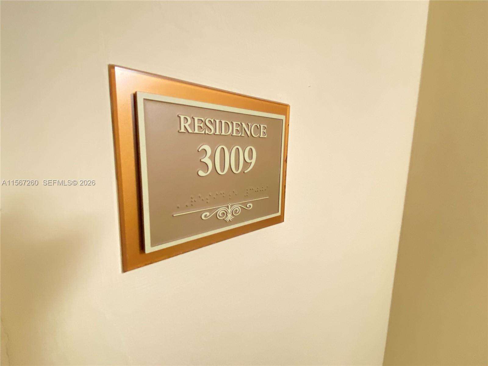 La Perla at 16699 Collins Ave, Sunny Isles Beach, FL 33160 - For Rent photo 4