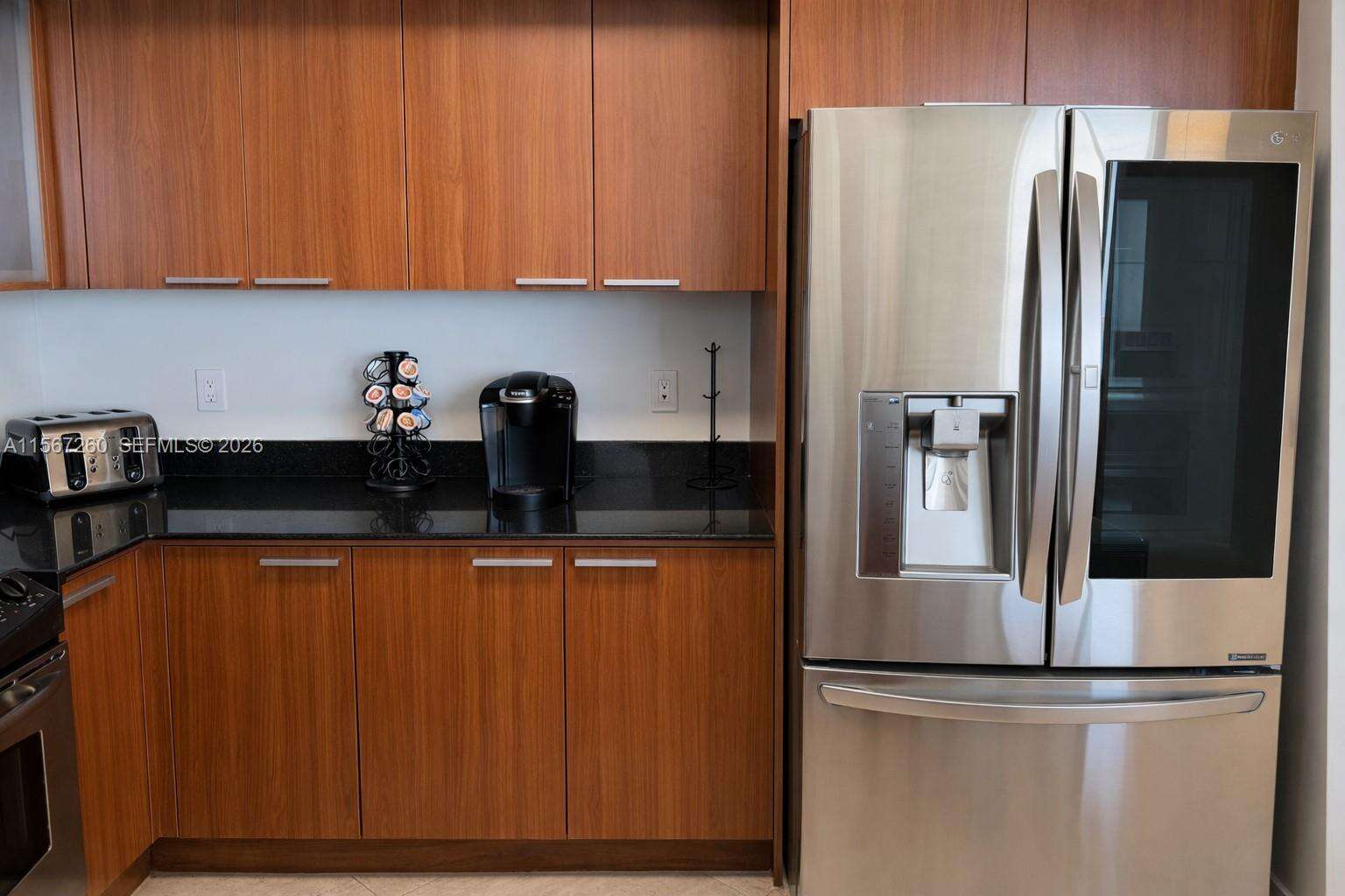 La Perla at 16699 Collins Ave, Sunny Isles Beach, FL 33160 - For Rent photo 7