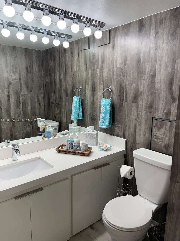 Aquasol at 6770 Indian Creek Dr, Miami Beach, FL 33141 - For Rent photo 13