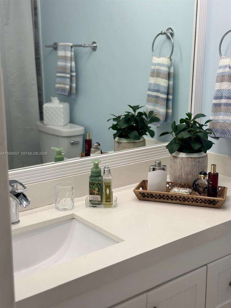 Aquasol at 6770 Indian Creek Dr, Miami Beach, FL 33141 - For Rent photo 24