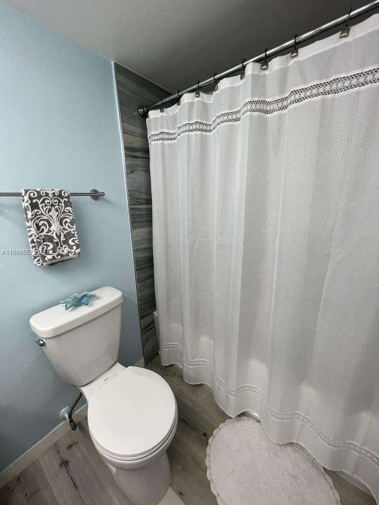 Aquasol at 6770 Indian Creek Dr, Miami Beach, FL 33141 - For Rent photo 25