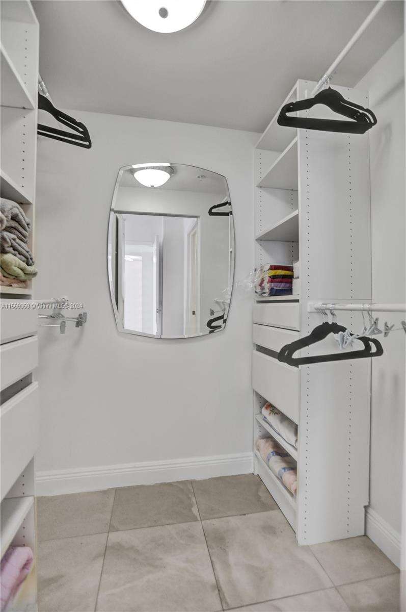 King David at 17555 Atlantic Blvd, Sunny Isles Beach, FL 33160 - For Rent photo 21