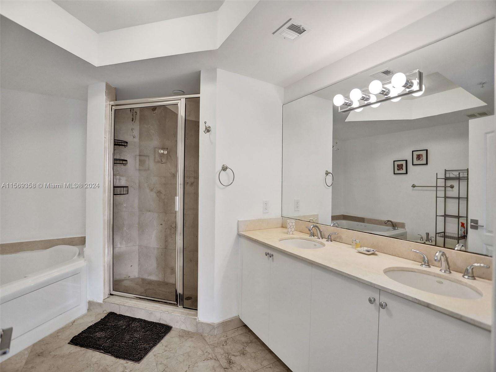 King David at 17555 Atlantic Blvd, Sunny Isles Beach, FL 33160 - For Rent photo 22