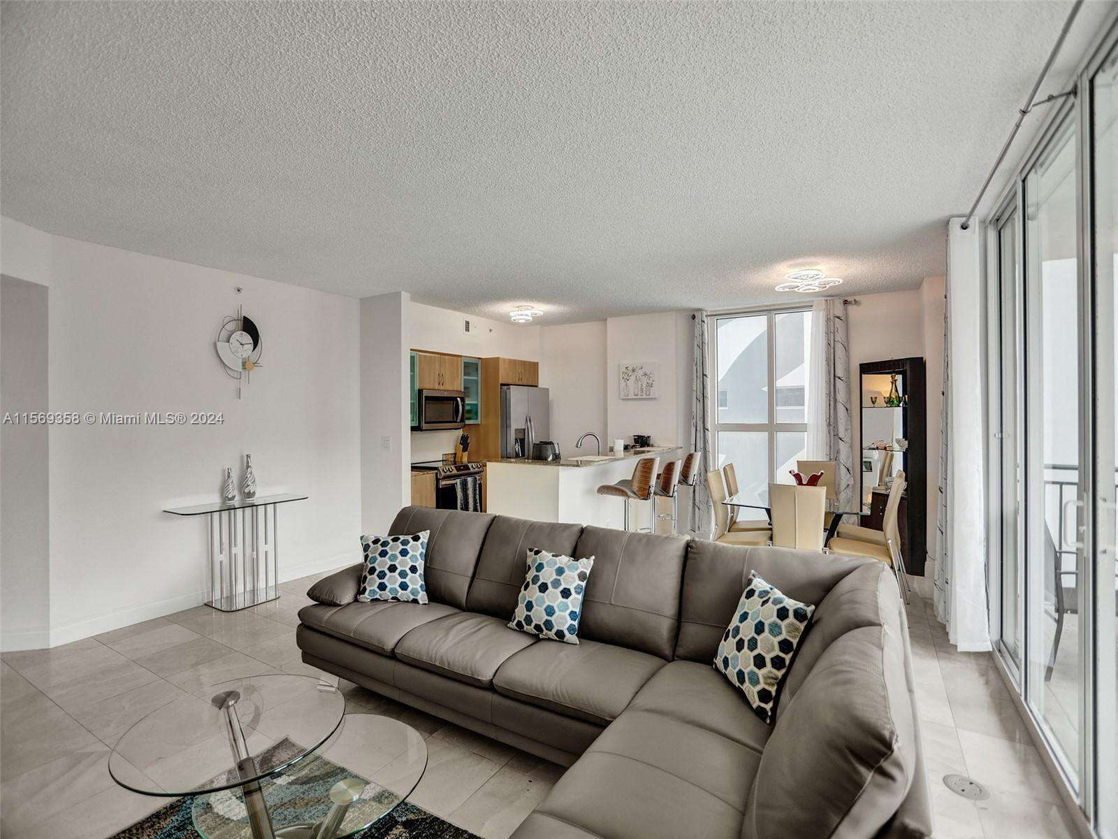 King David at 17555 Atlantic Blvd, Sunny Isles Beach, FL 33160 - For Rent photo 4
