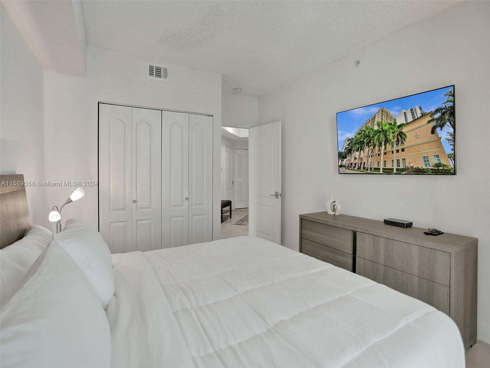 King David at 17555 Atlantic Blvd, Sunny Isles Beach, FL 33160 - For Rent photo 36