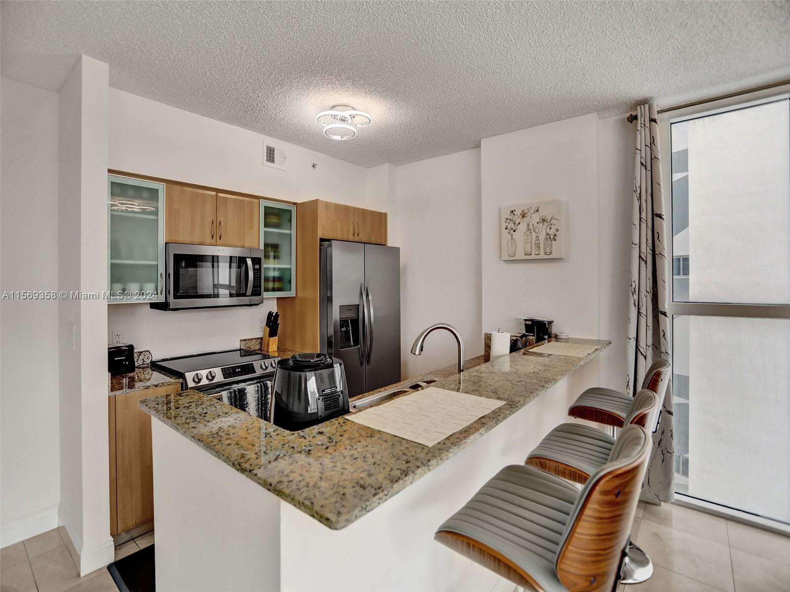 King David at 17555 Atlantic Blvd, Sunny Isles Beach, FL 33160 - For Rent photo 7