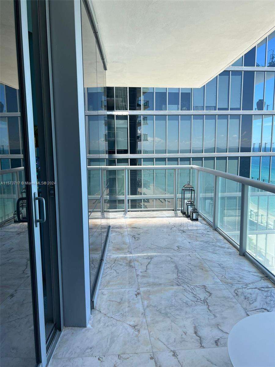 Jade Ocean at 17121 Collins Ave, Sunny Isles Beach, FL 33160 - For Rent photo 2