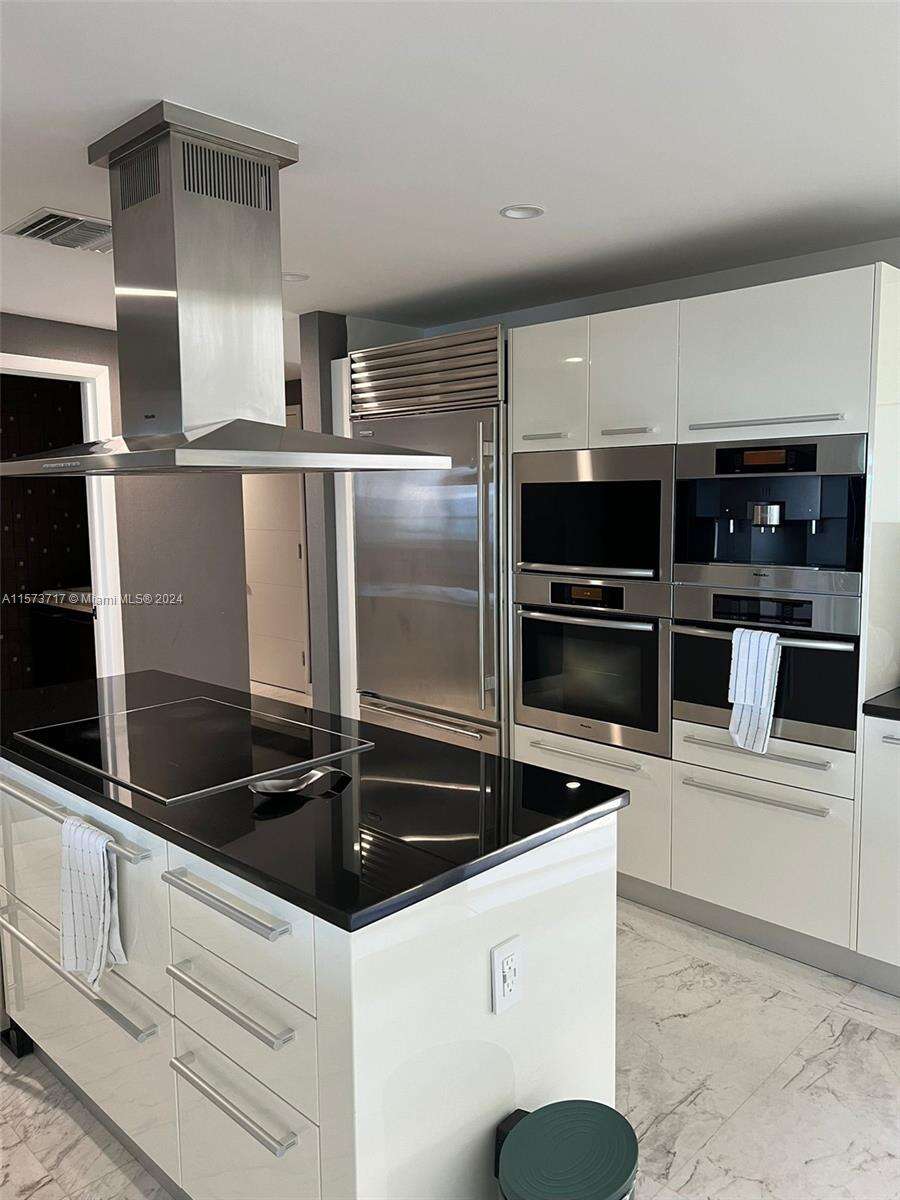 Jade Ocean at 17121 Collins Ave, Sunny Isles Beach, FL 33160 - For Rent photo 8