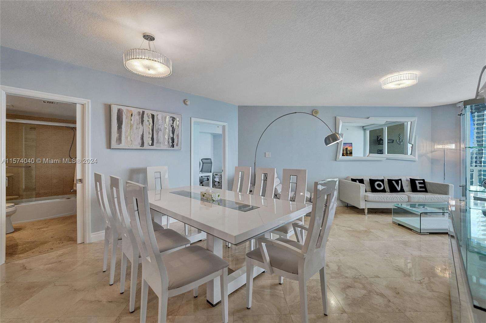 La Perla at 16699 Collins Ave, Sunny Isles Beach, FL 33160 - For Rent photo 11