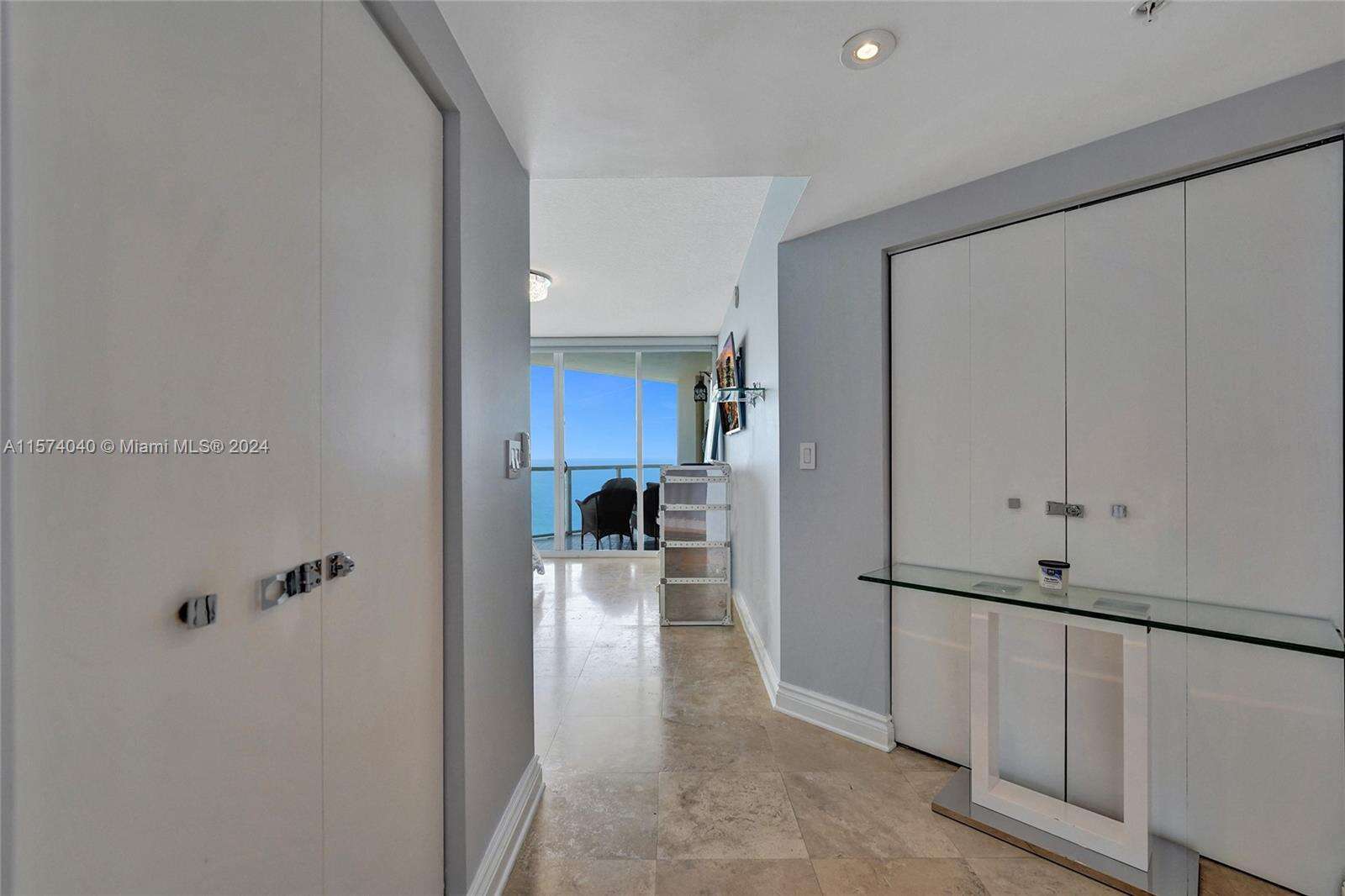 La Perla at 16699 Collins Ave, Sunny Isles Beach, FL 33160 - For Rent photo 27
