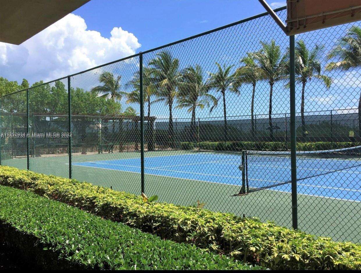2080 Ocean Dr, Hallandale Beach, FL 33009 - For Rent photo 31