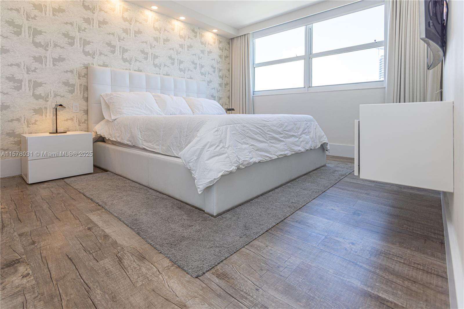 Yacht Club At Portofino at 90 Alton Rd, Miami Beach, FL 33139 - For Rent photo 14