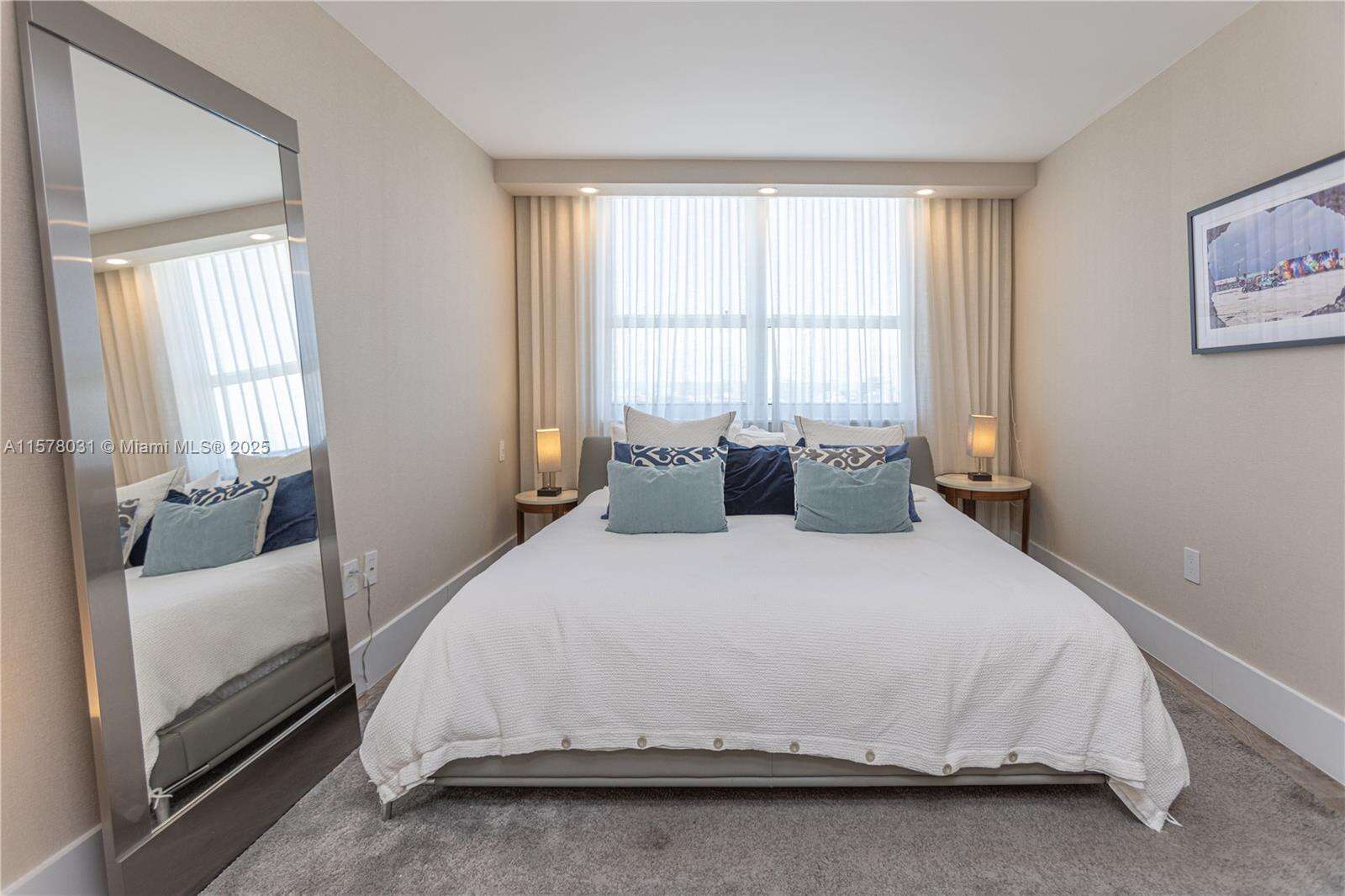 Yacht Club At Portofino at 90 Alton Rd, Miami Beach, FL 33139 - For Rent photo 15