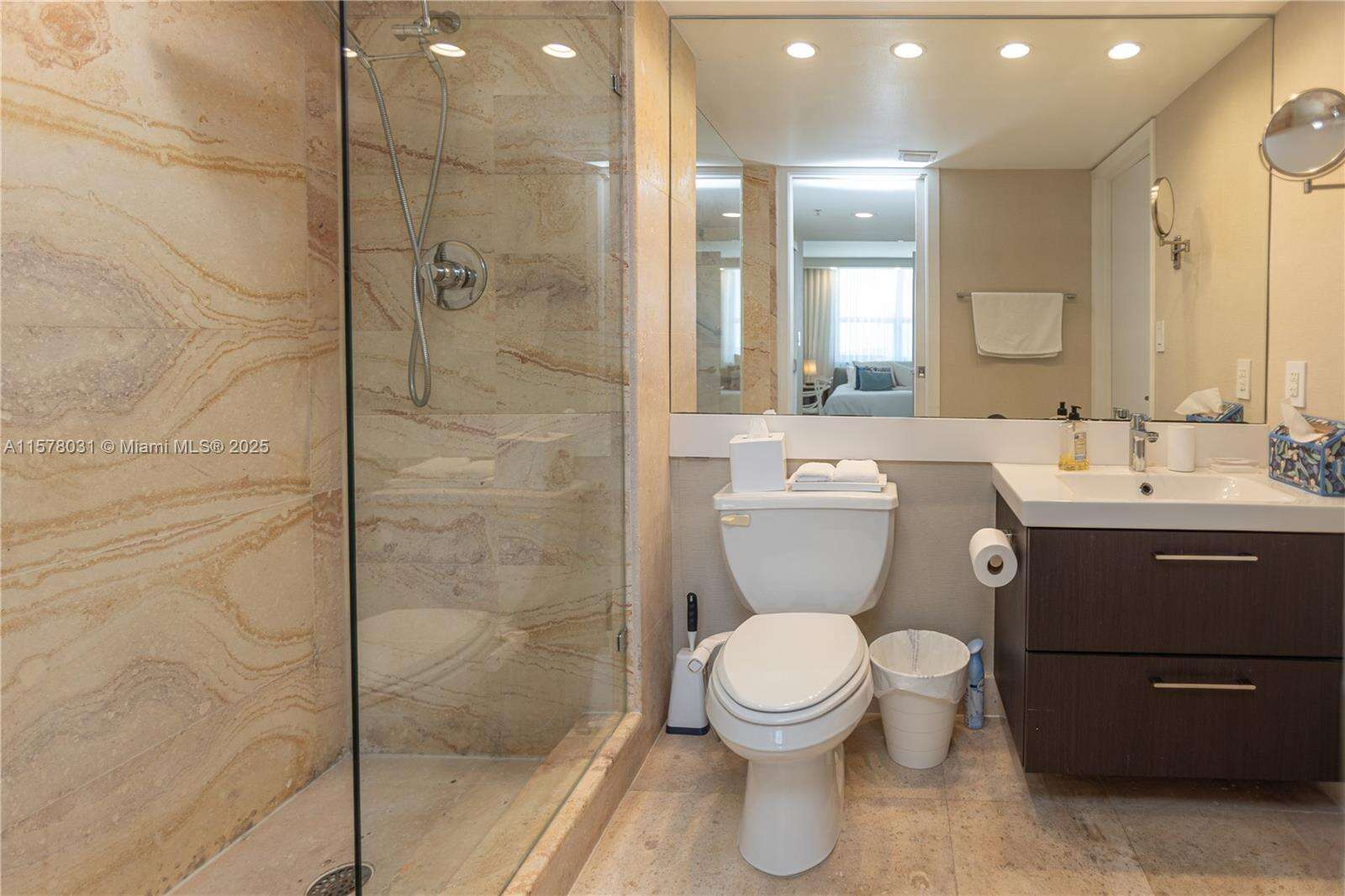 Yacht Club At Portofino at 90 Alton Rd, Miami Beach, FL 33139 - For Rent photo 17