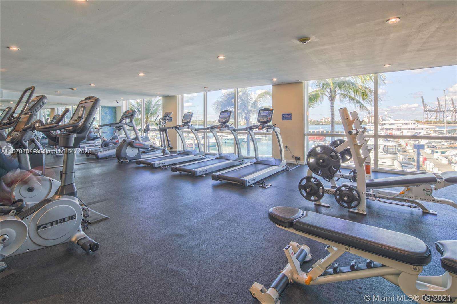 Yacht Club At Portofino at 90 Alton Rd, Miami Beach, FL 33139 - For Rent photo 38