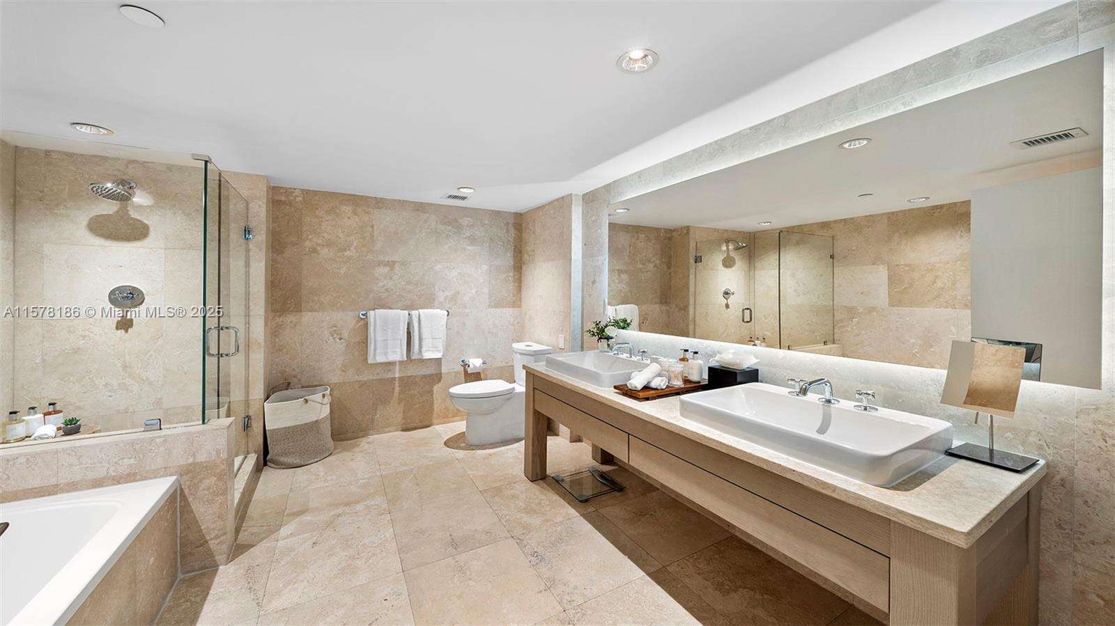 1 Hotel & Homes at Miami Beach, FL 33139 - For Rent photo 23