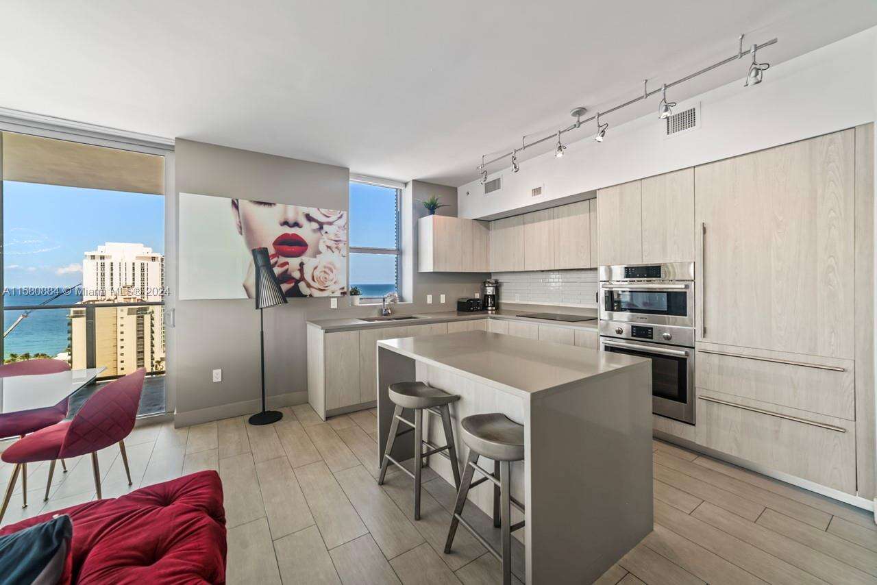 Hyde Beach House at 4010 Ocean Dr, Hollywood, FL 33019 - For Rent photo 14