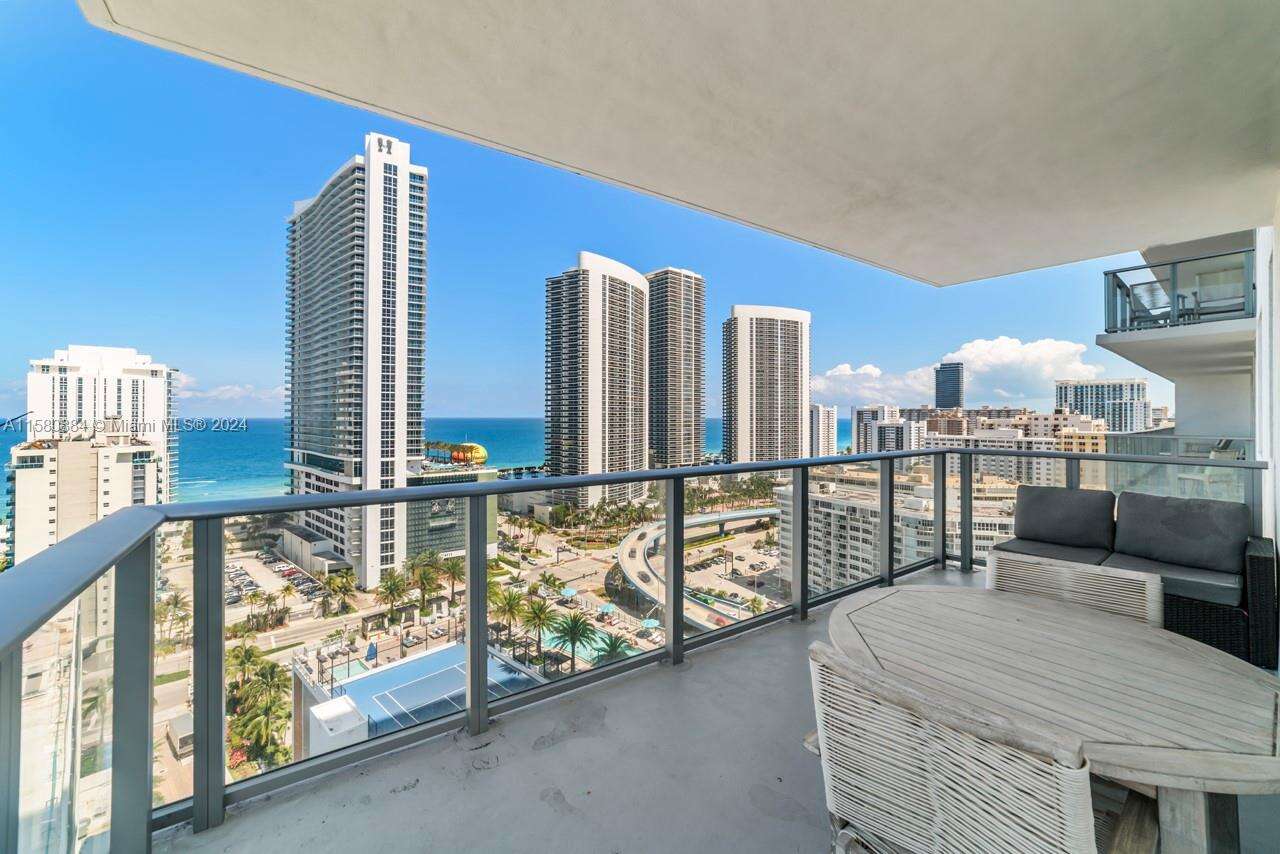 Hyde Beach House at 4010 Ocean Dr, Hollywood, FL 33019 - For Rent photo 22
