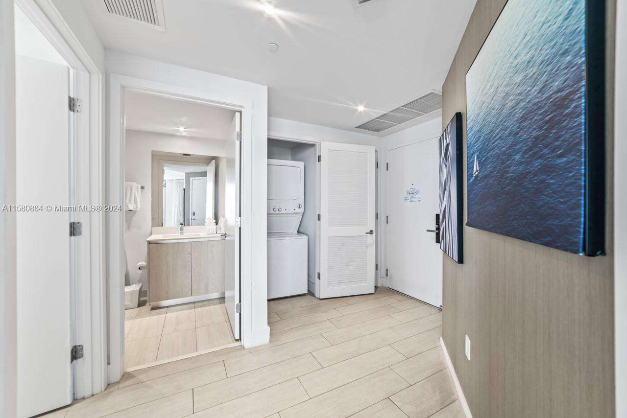 Hyde Beach House at 4010 Ocean Dr, Hollywood, FL 33019 - For Rent photo 5