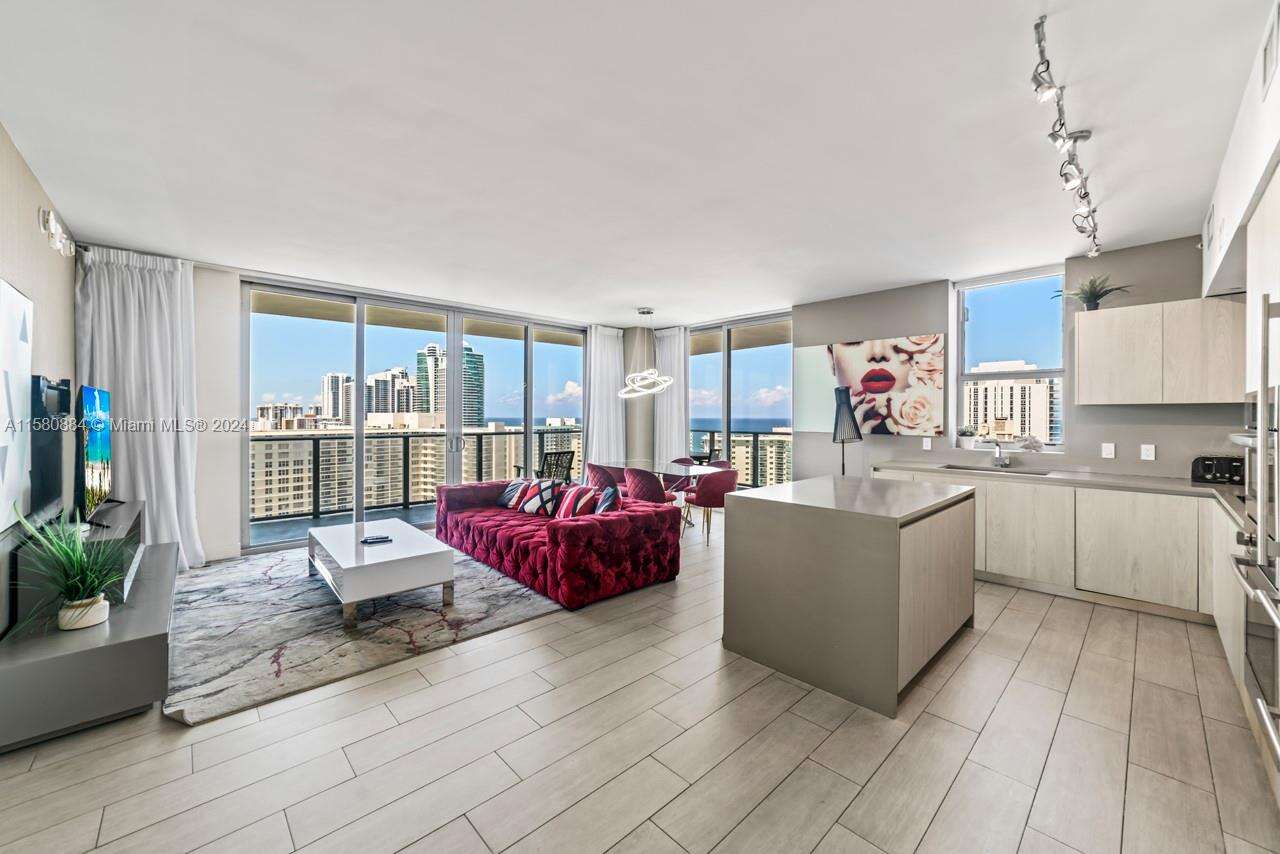 Hyde Beach House at 4010 Ocean Dr, Hollywood, FL 33019 - For Rent photo 6