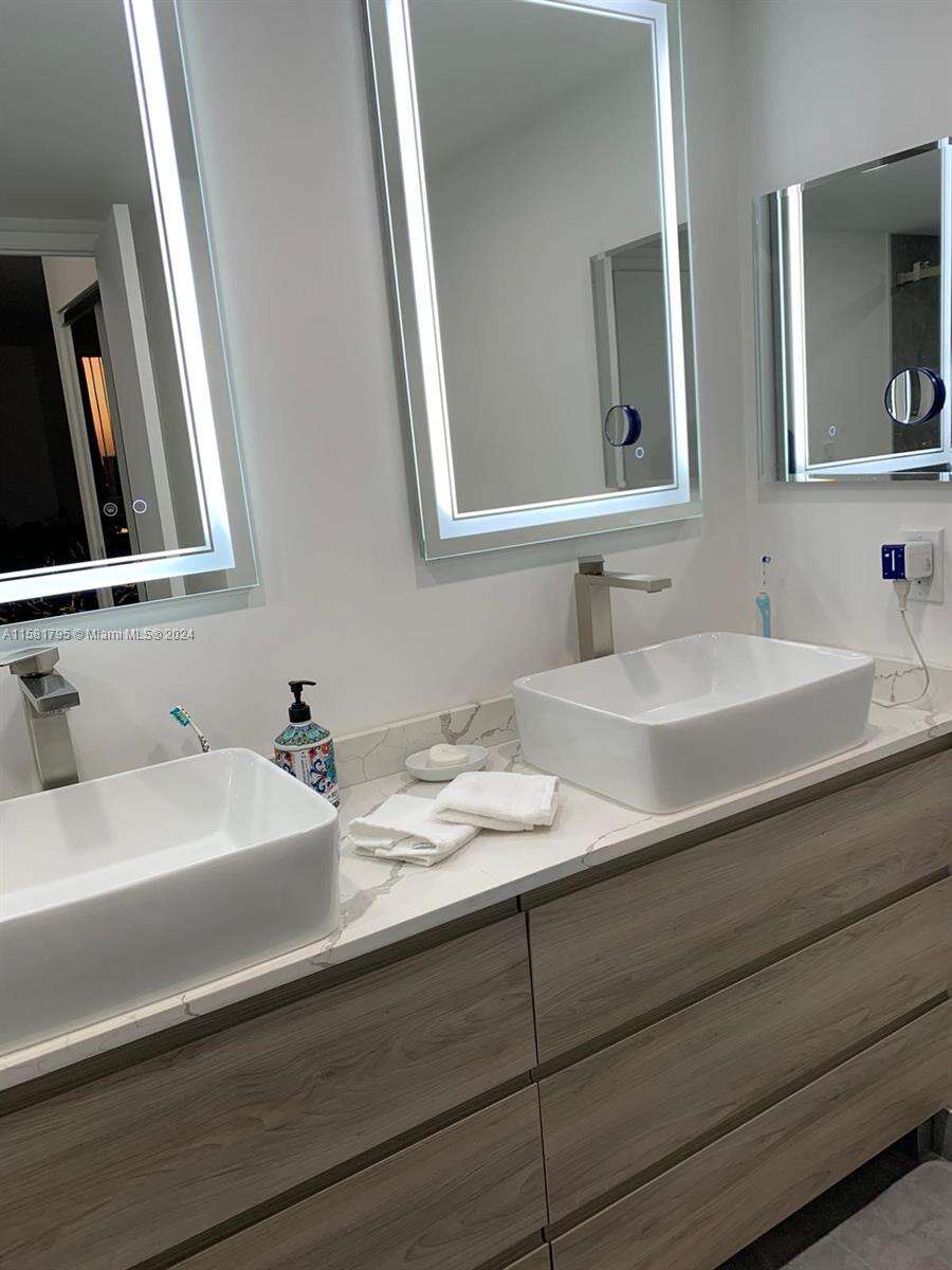 Parc Central East at 3300 192nd St, Aventura, FL 33180 - For Rent photo 12