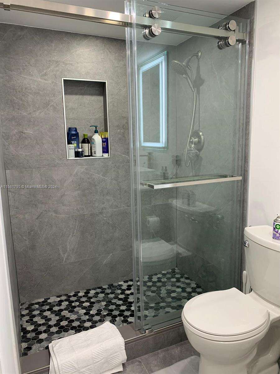 Parc Central East at 3300 192nd St, Aventura, FL 33180 - For Rent photo 13