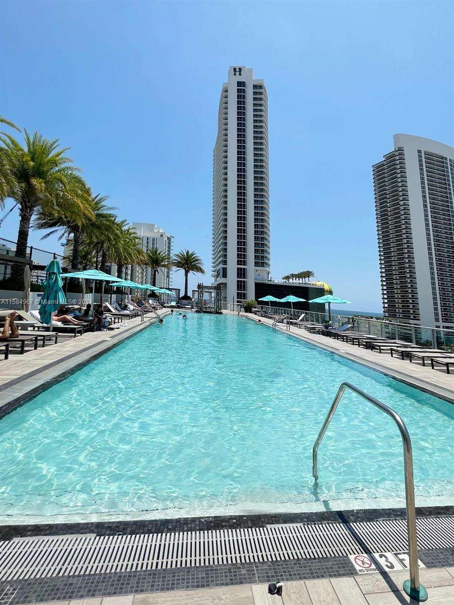 Hyde Beach House at 4010 Ocean Dr, Hollywood, FL 33019 - For Rent photo 19